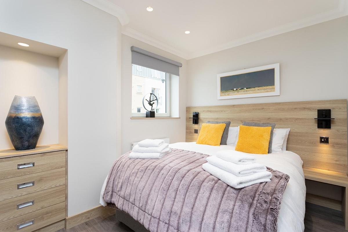 The Barclay Apartment Perth Room photo