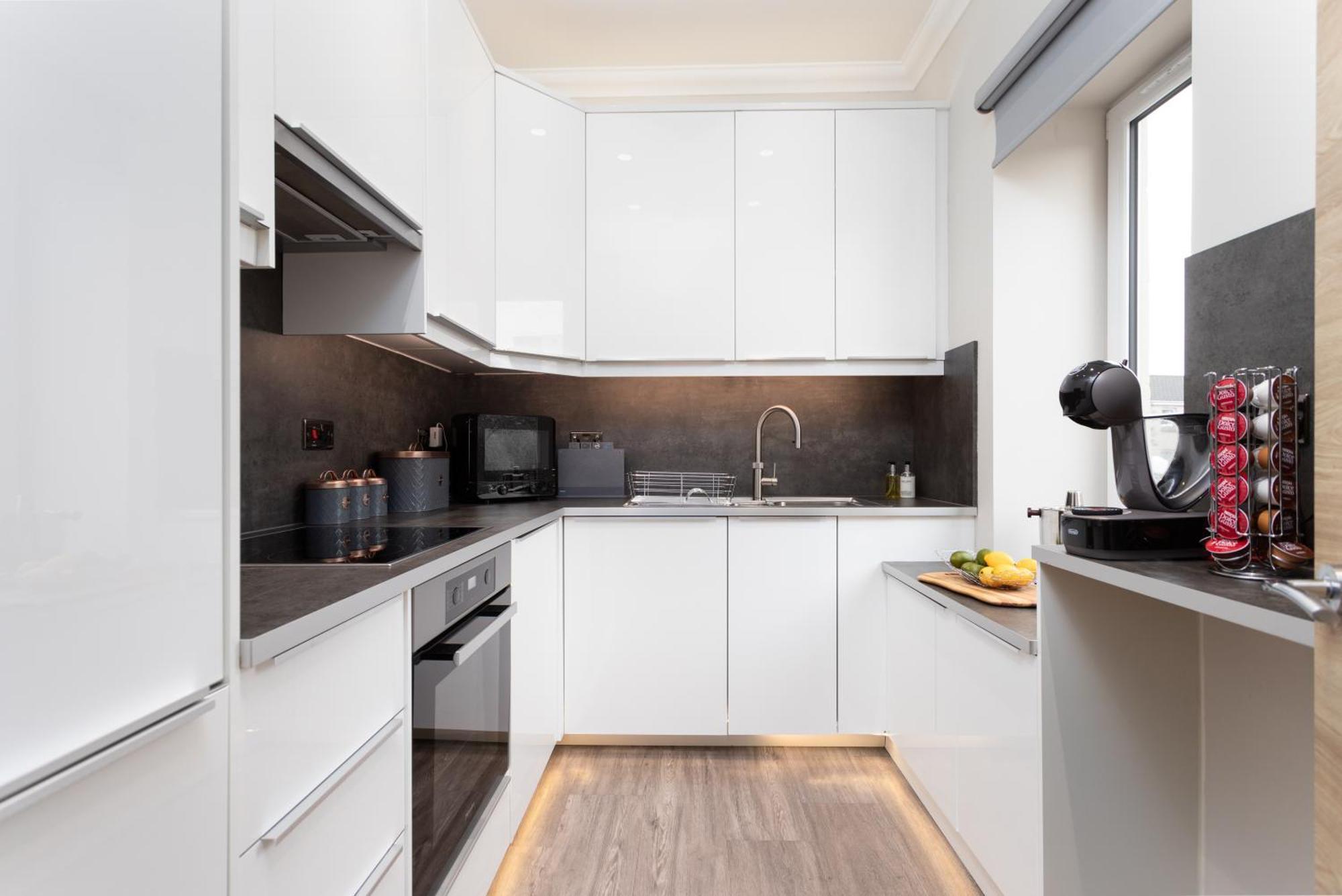 The Barclay Apartment Perth Room photo